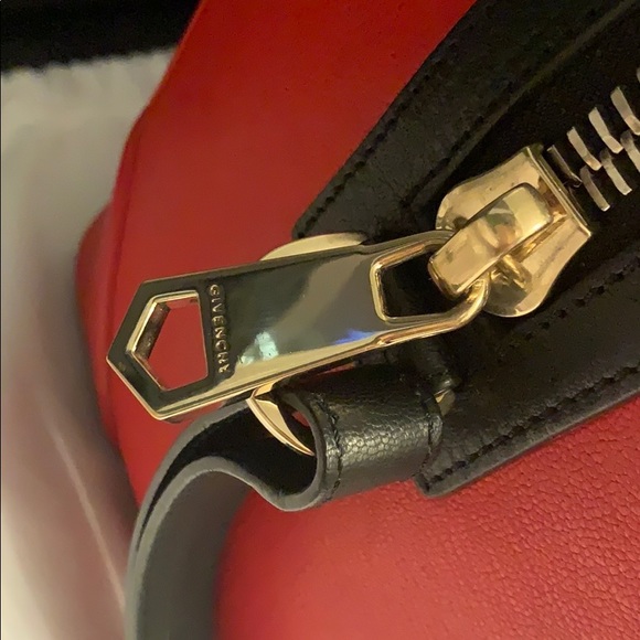 Givenchy Medium Lucrezia satchel - Picture 5 of 9